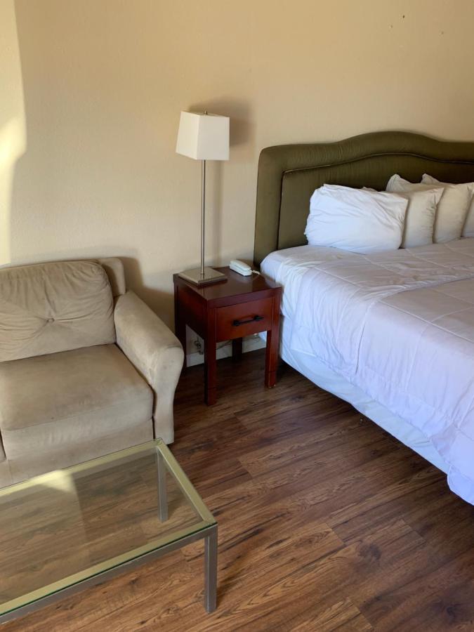 Smokey Point Motor Inn อาร์ลิงตัน ภายนอก รูปภาพ